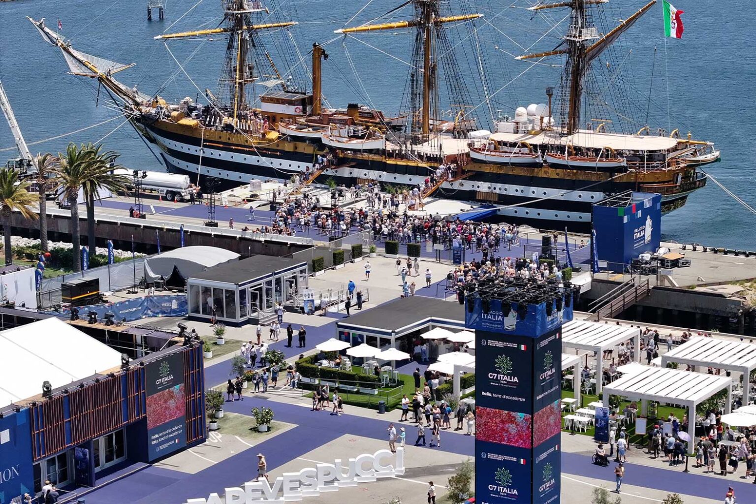 vespucci_villaggio_nave